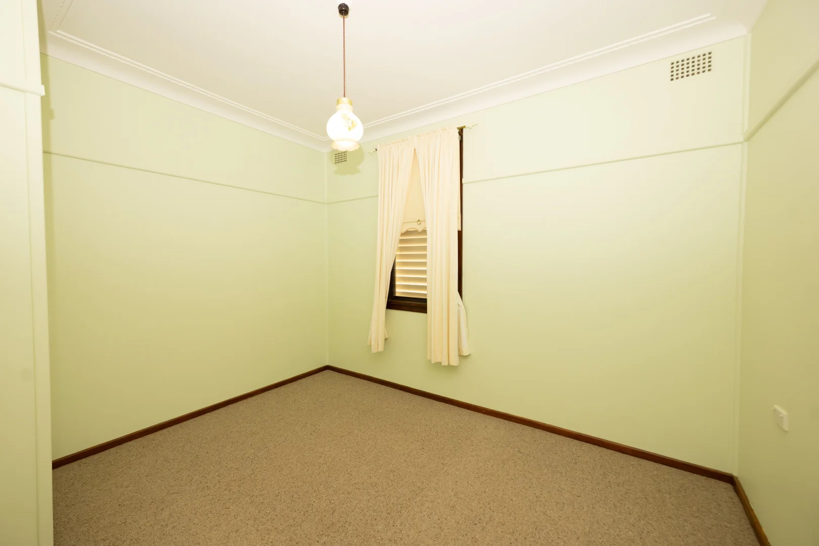 Additional image 8 of 24 Templemore Street, Young NSW 2594