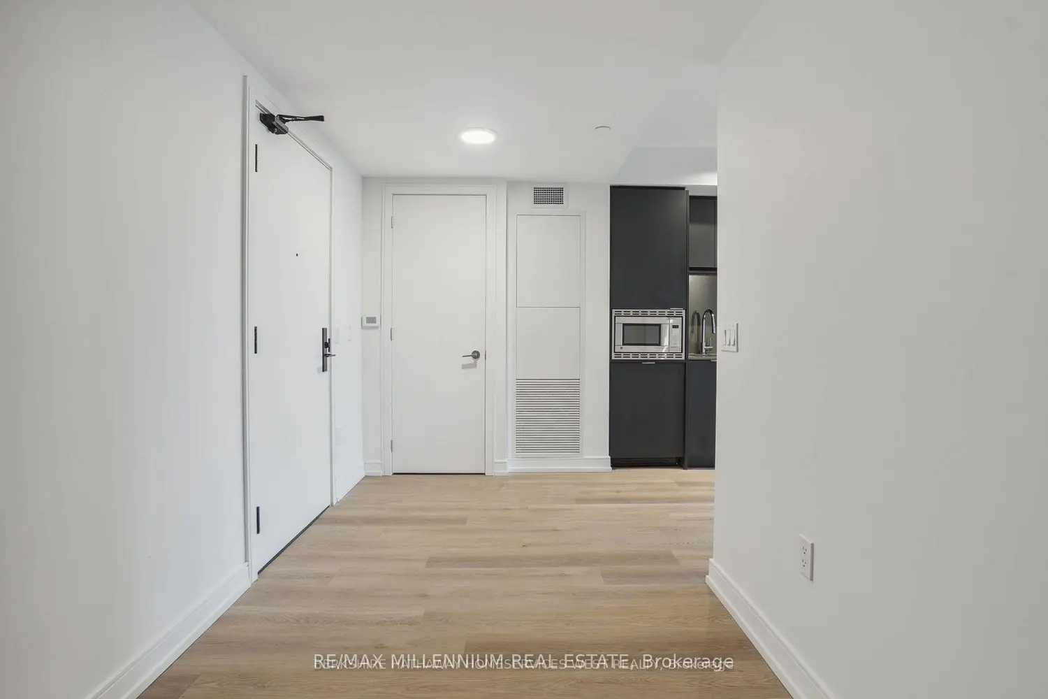 Additional image 4 of 1 Jarvis Street 329