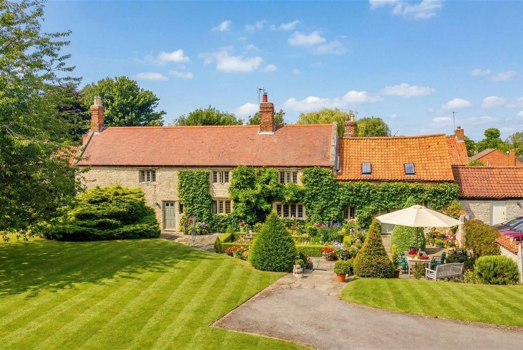 8 bed detached house for saleWashdyke Lane, Fulbeck, Grantham NG32