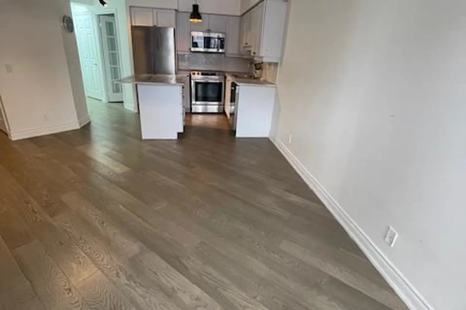 Additional image 3 of 78 Harrison Garden Boulevard 1001
