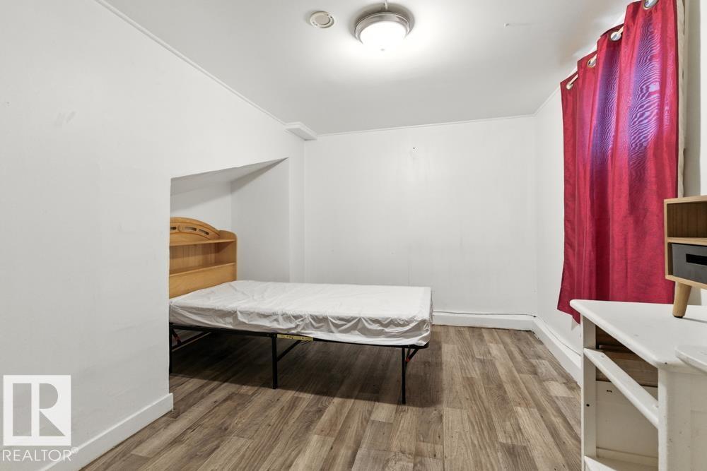 Additional image 3 of 10256 95 Street NW, Edmonton, AB, T5H2B4