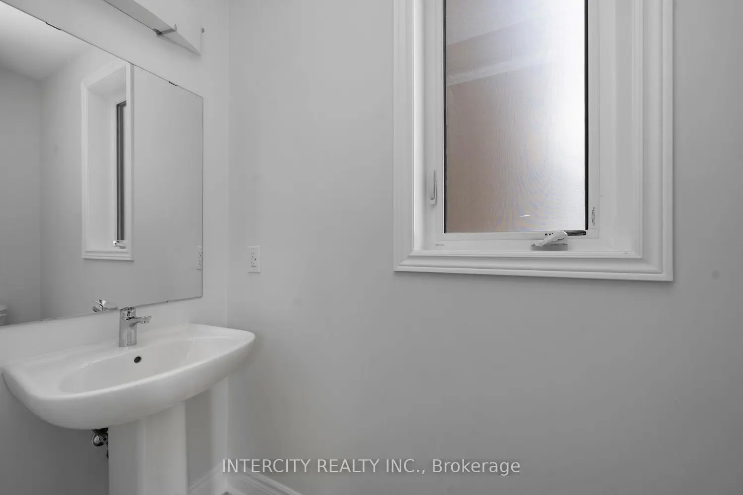 Additional image 13 of 68 Claremont Drive