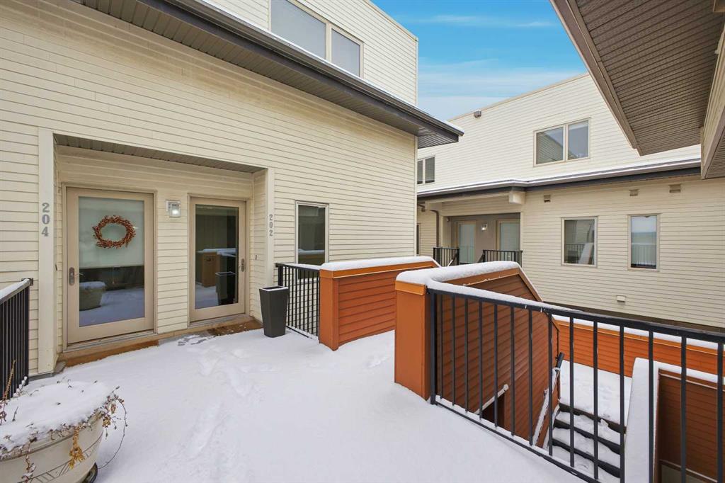 Additional image 2 of 202-1905 27 Avenue SW, Calgary, AB, T2T1H4