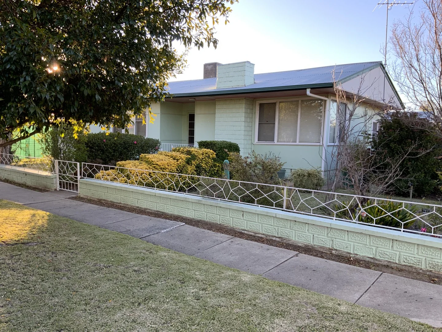 222 Edward, Hay NSW 2711