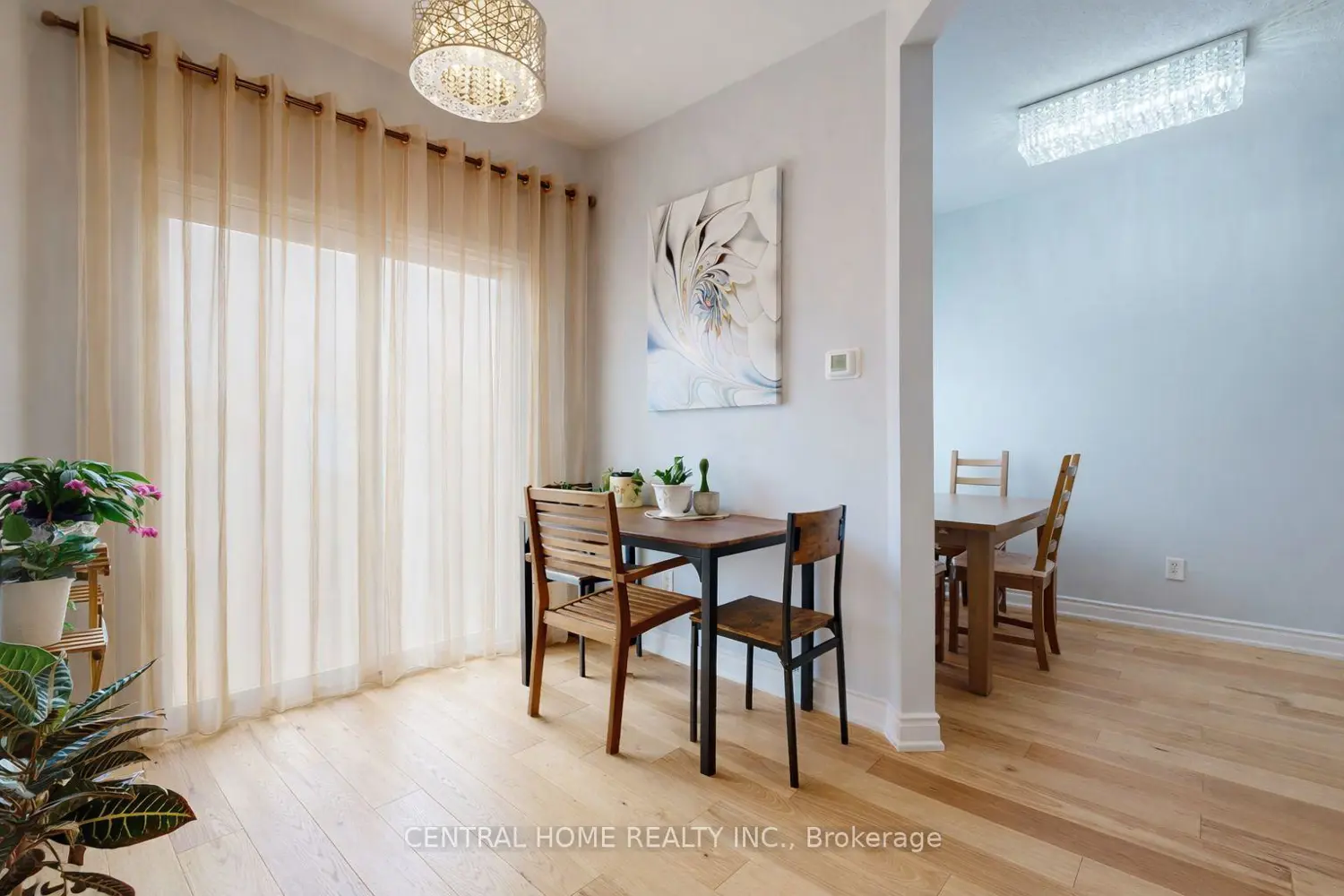 401 Cranston Park Avenue photo 4