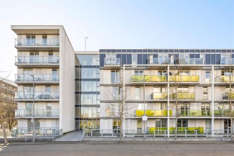 Emerson Apartments, New River Village, Hornsey N8