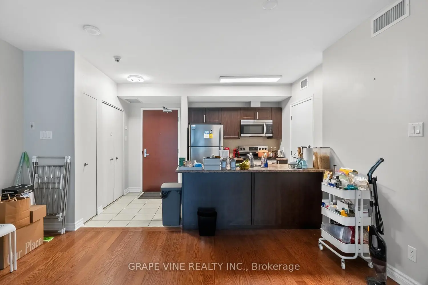 Additional image 7 of 234 Rideau Street 304