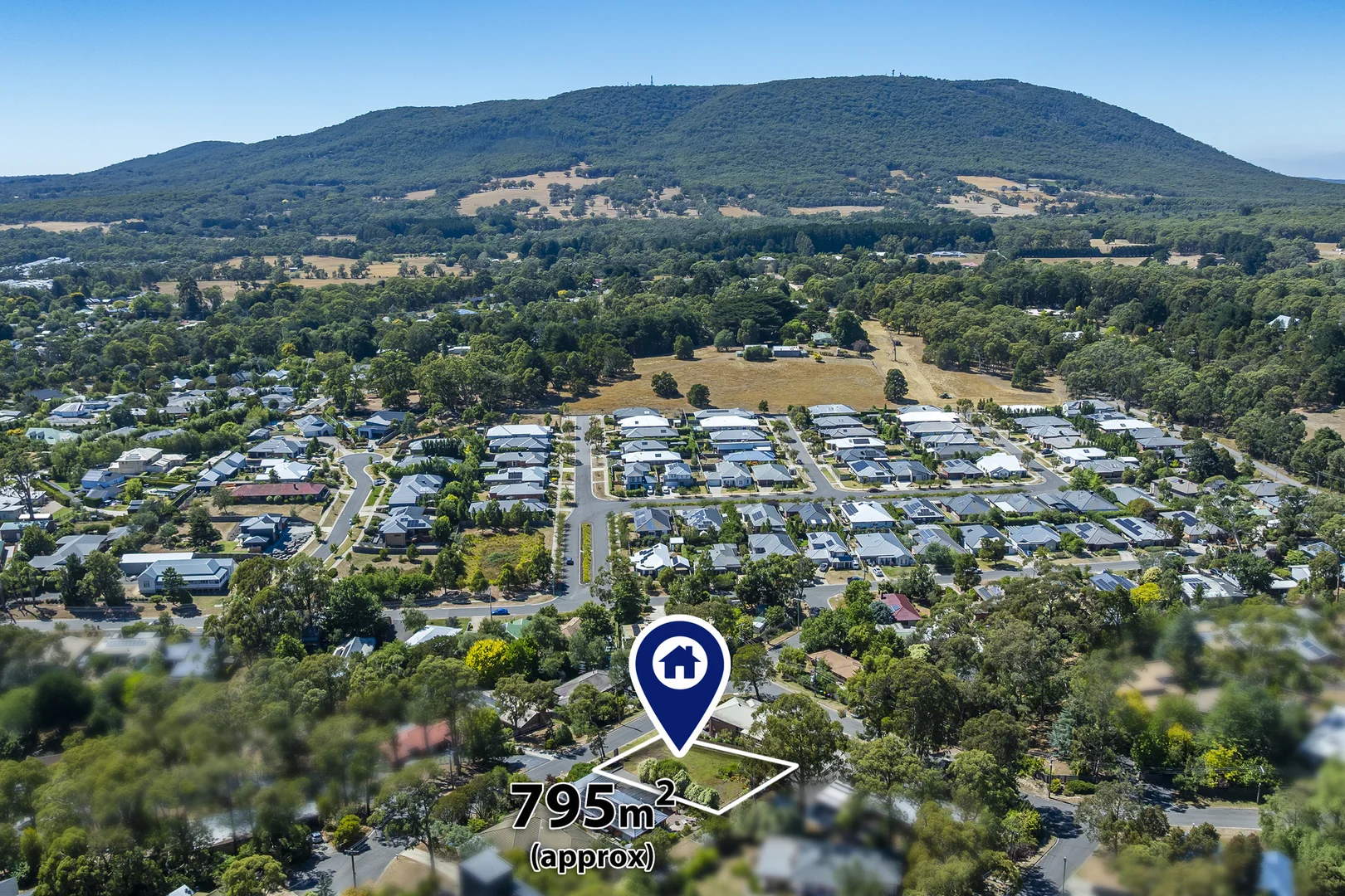 Additional image 7 of 4 Maureen Place, Woodend VIC 3442