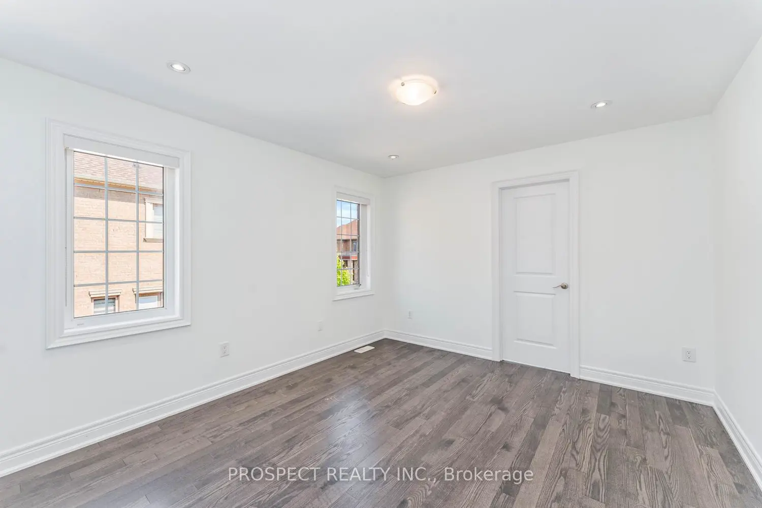 Additional image 12 of 15 Lyle Way