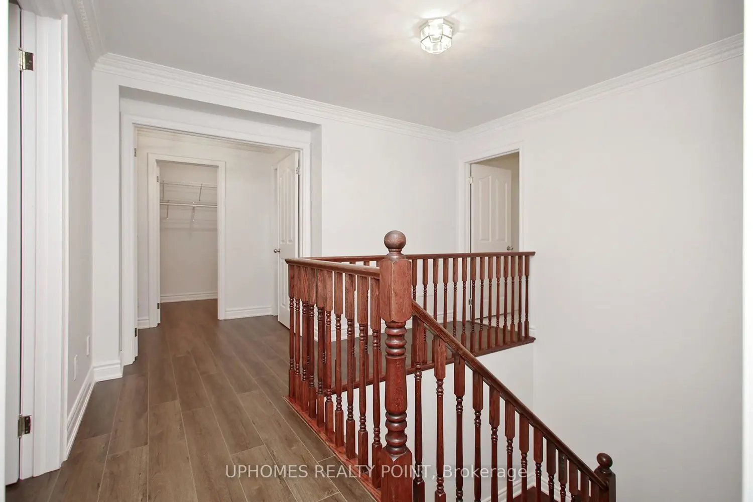 Additional image 7 of 549 Renshaw Court