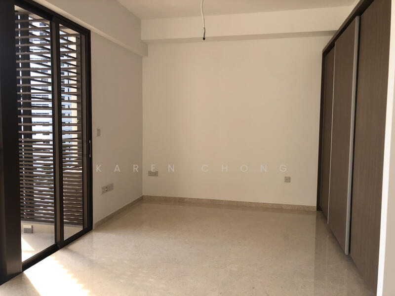 Additional image 2 of 18 Siglap Link