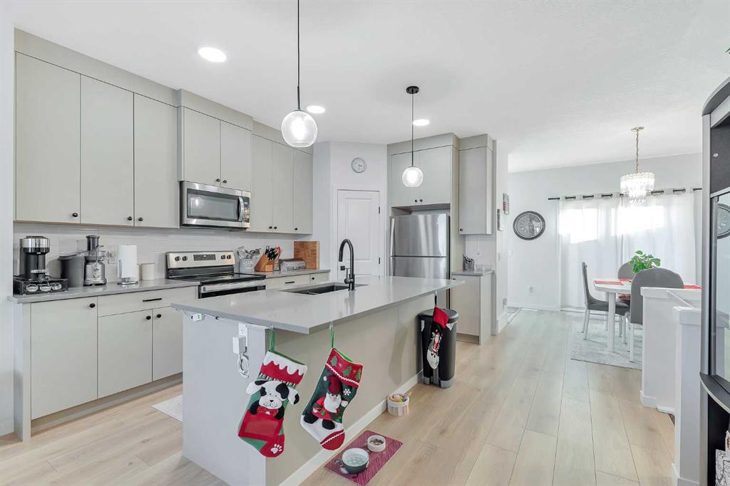 Additional image 6 of 371 Fireside Way, Cochrane, AB, T4C 3B1