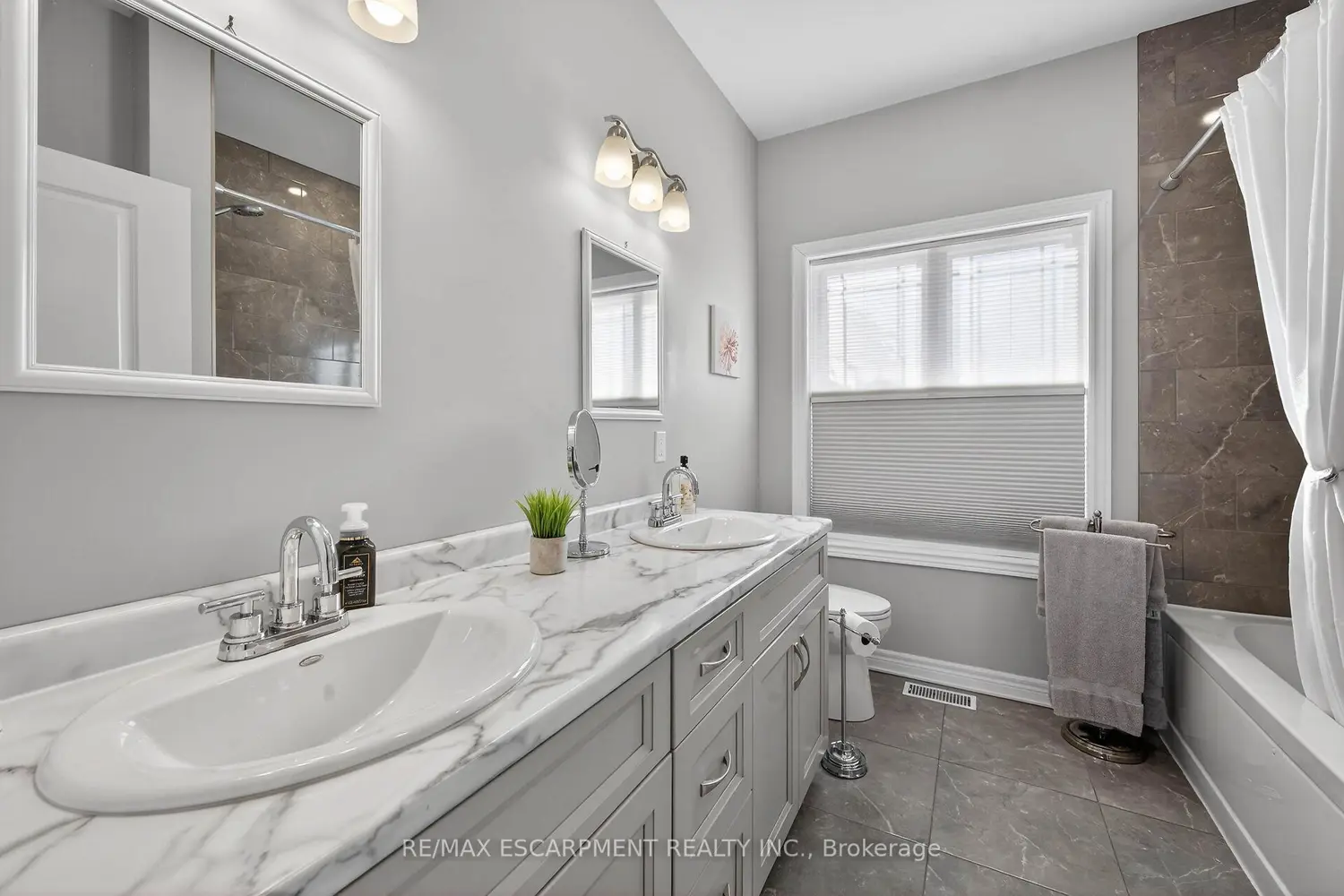 Additional image 6 of 49 Postma Drive