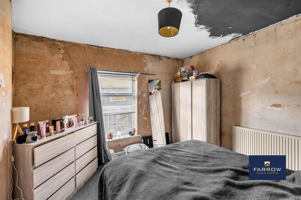 Additional image 15 of 3 bed terraced house for saleWeelsby Street, Grimsby DN32