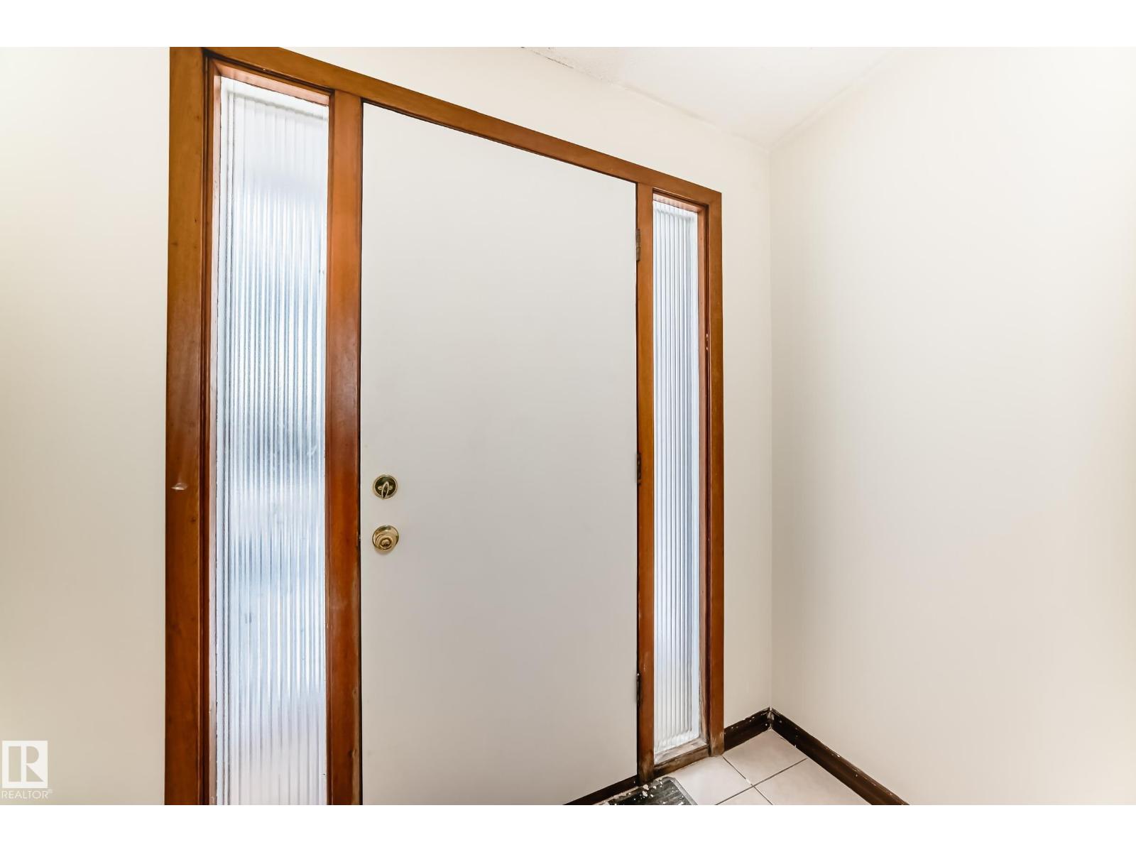 Additional image 2 of 12028 87 Street NW, Edmonton, AB, T5E3N5