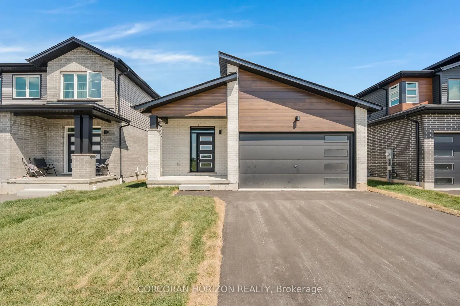 52 Moon Crescent
