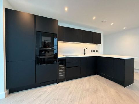 Vista River Tower, 1 Trinity Way, Manchester M3