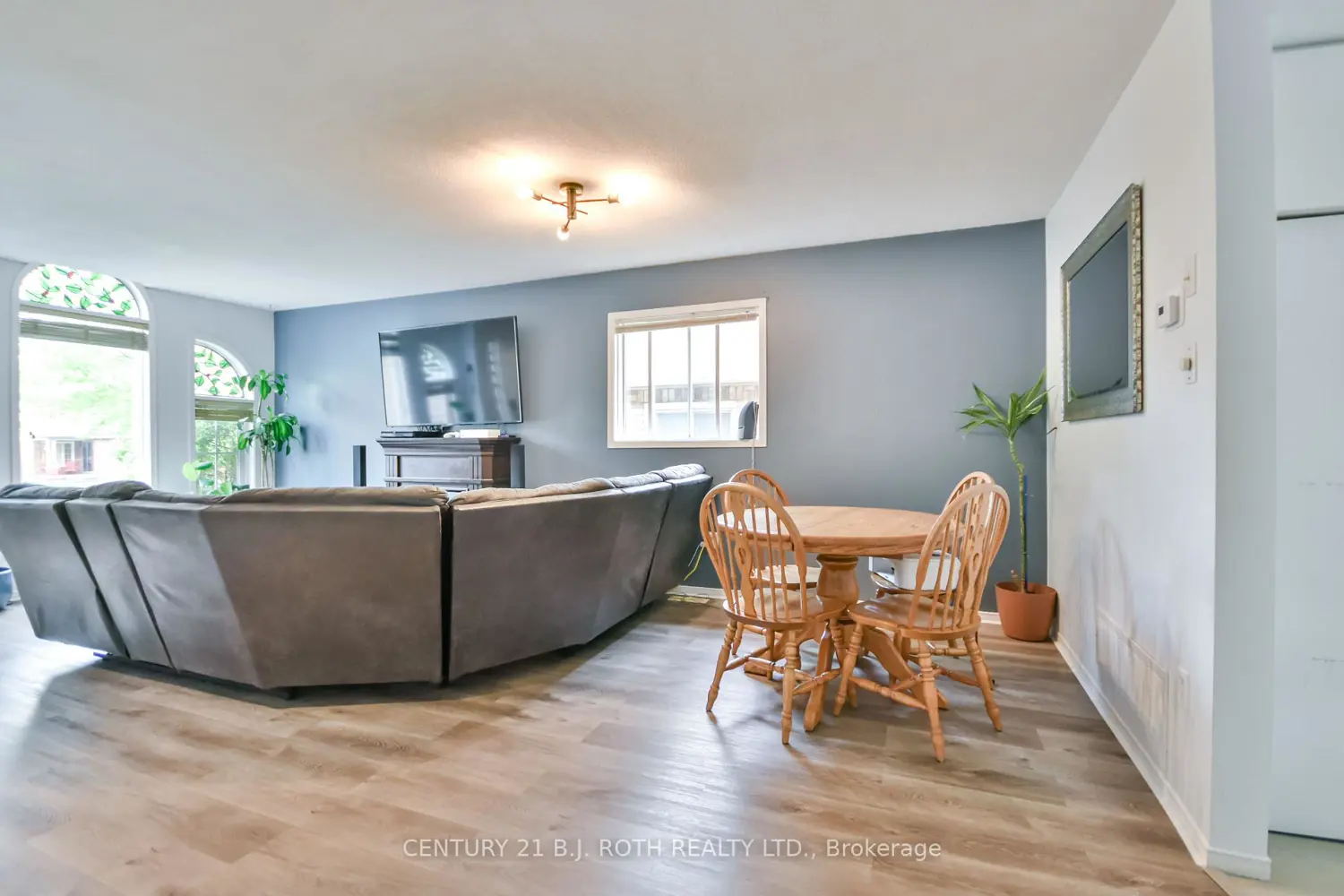 Additional image 2 of 37 Nicholson Drive