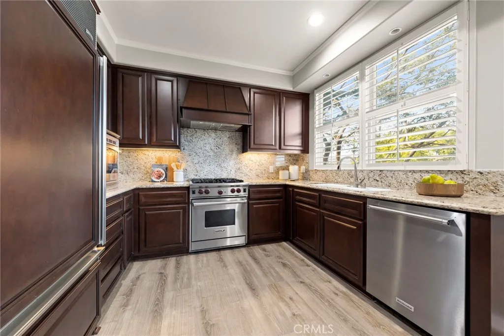 Additional image 75 of 401 Bernard Street Unit 211, Costa Mesa, CA 92627