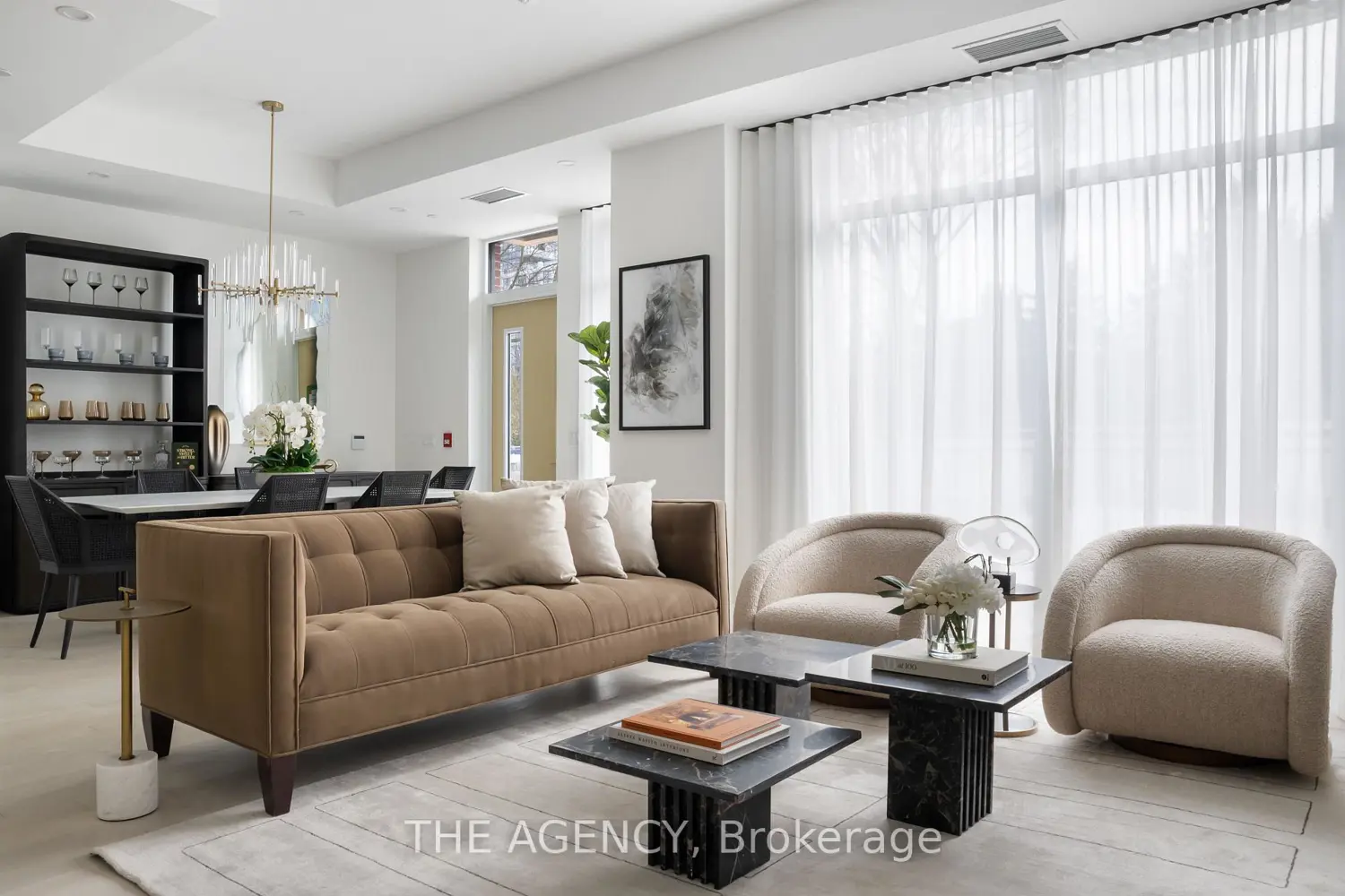 259 The Kingsway Th121