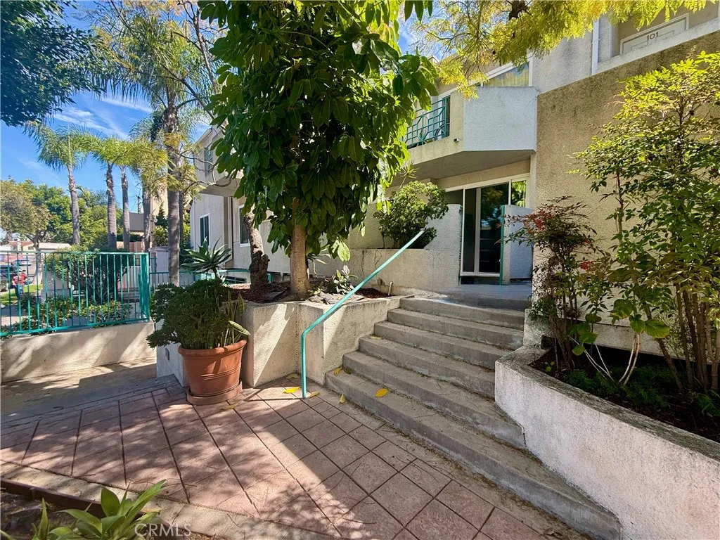 Additional image 2 of 434 E Spruce Ave Unit 100, Inglewood, CA 90301