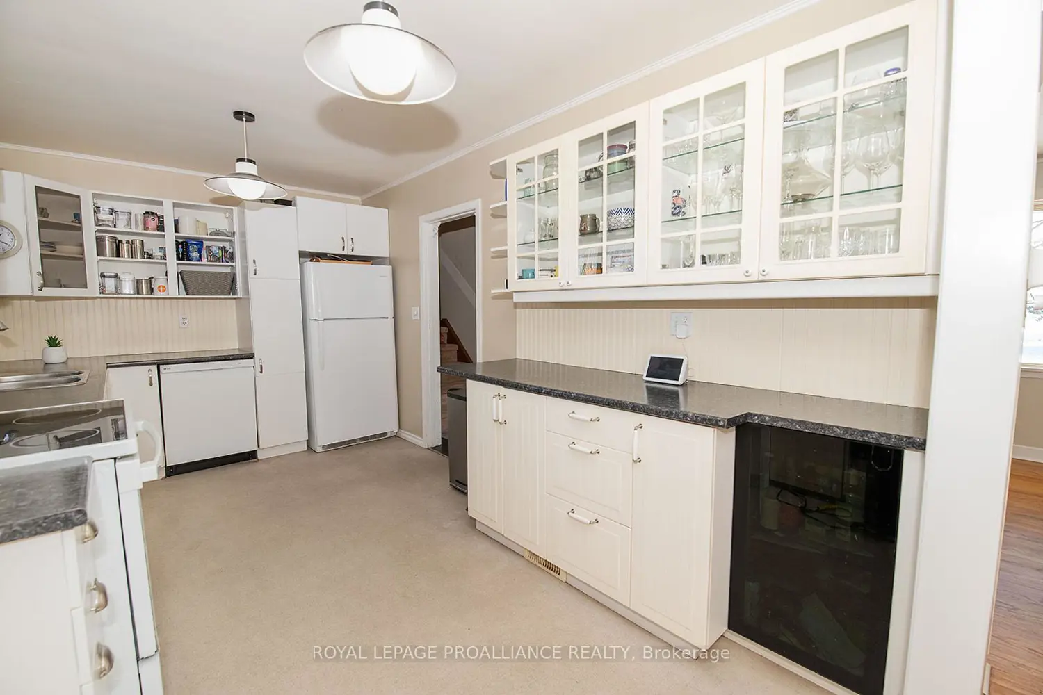 Additional image 9 of 26 Plaza Square