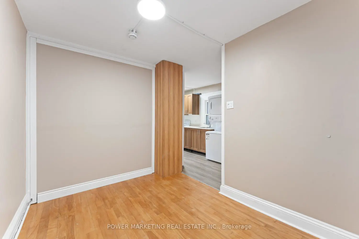 684 Bronson Avenue A&B photo 4