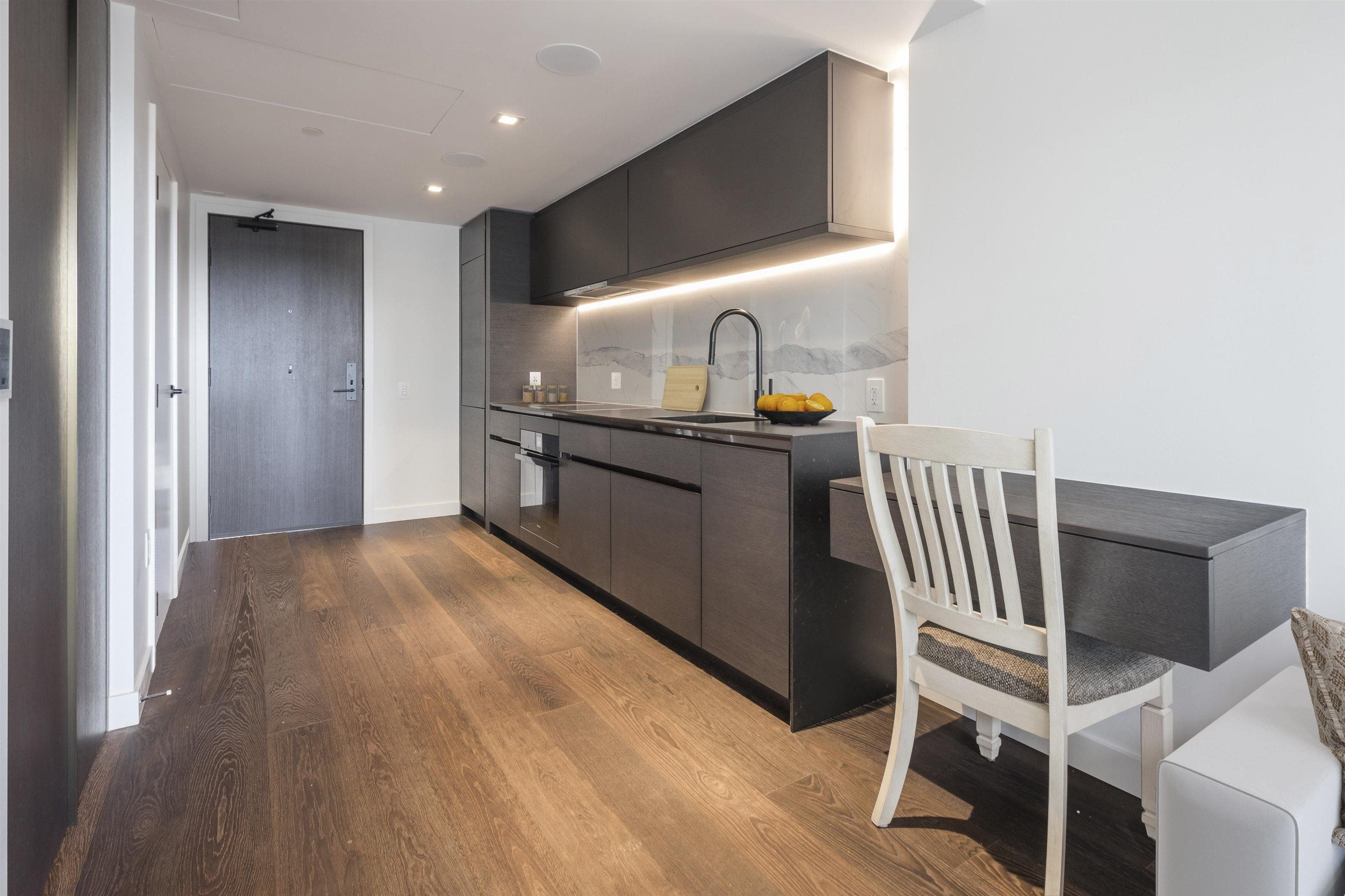 Additional image 4 of 17F-620 Cardero Street, Vancouver, BC, V6G 0C7