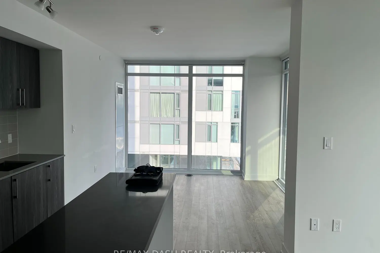 27 Bathurst Street 1202 photo 3