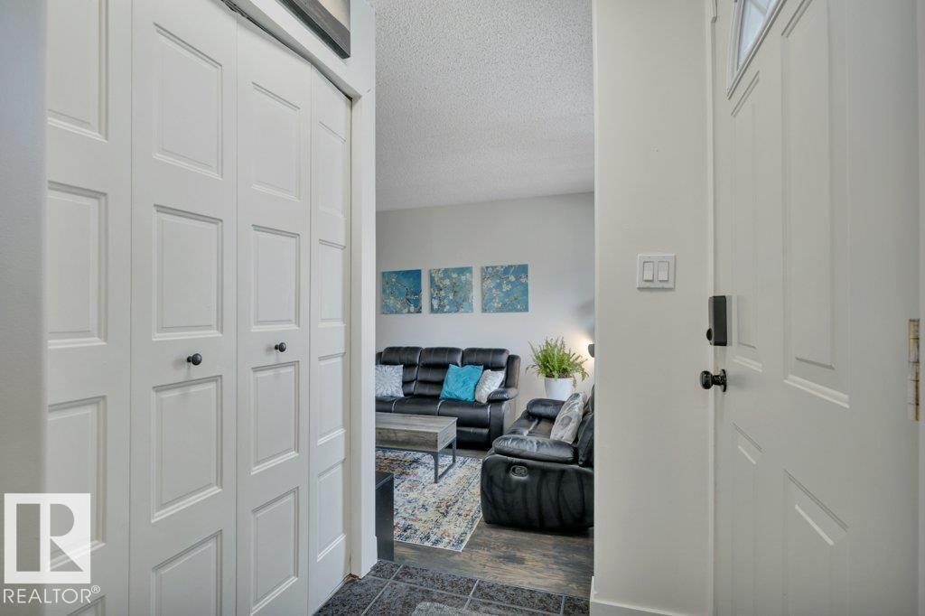 Additional image 4 of 1939 68 Street NW, Edmonton, AB, T6K2J1
