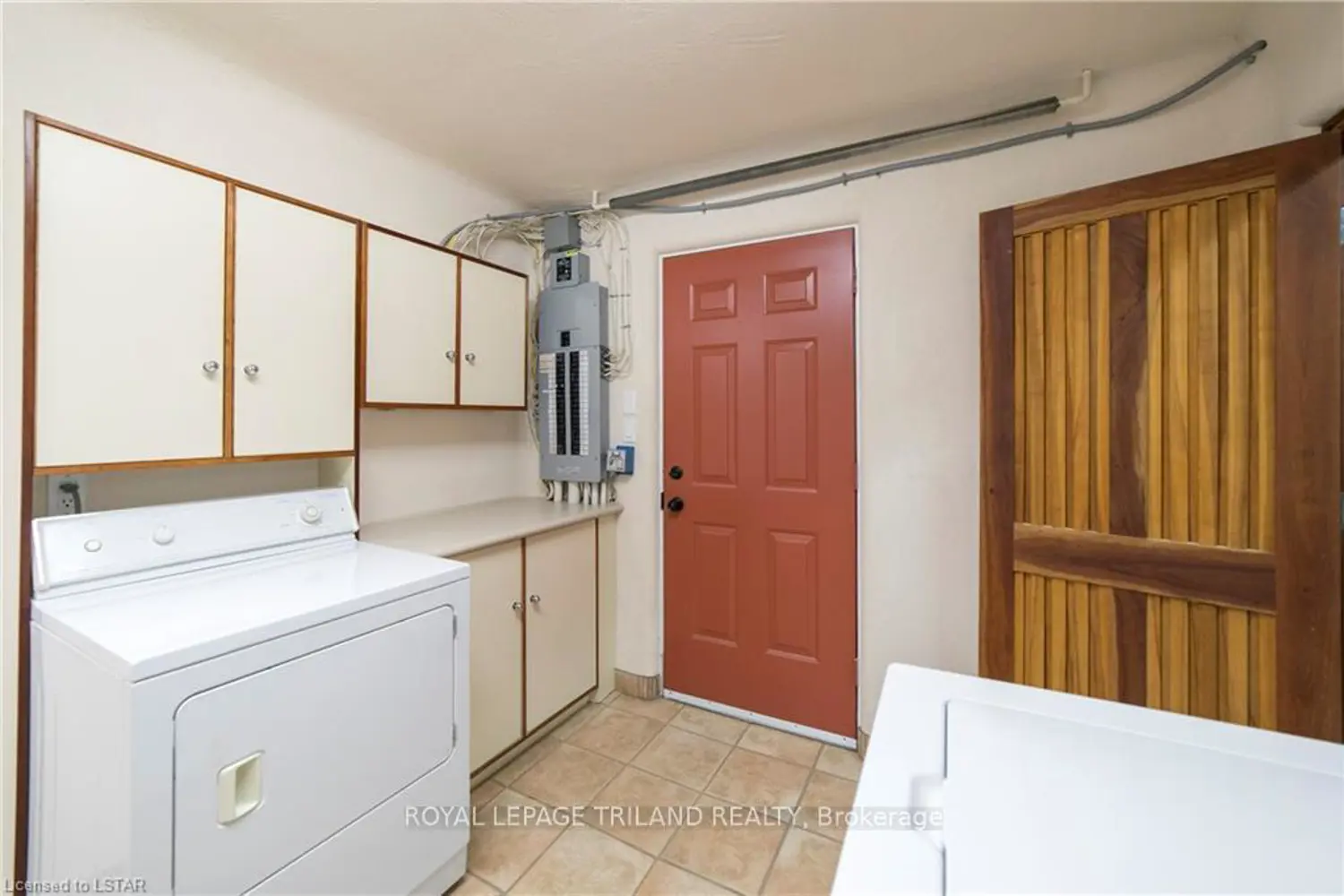 Additional image 16 of 15668 Furnival Road