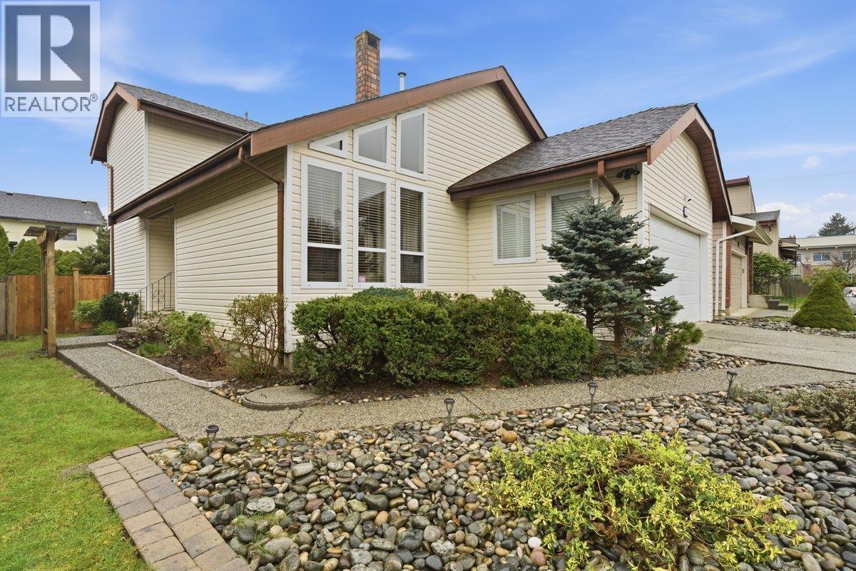 2808 MCCOOMB DRIVE