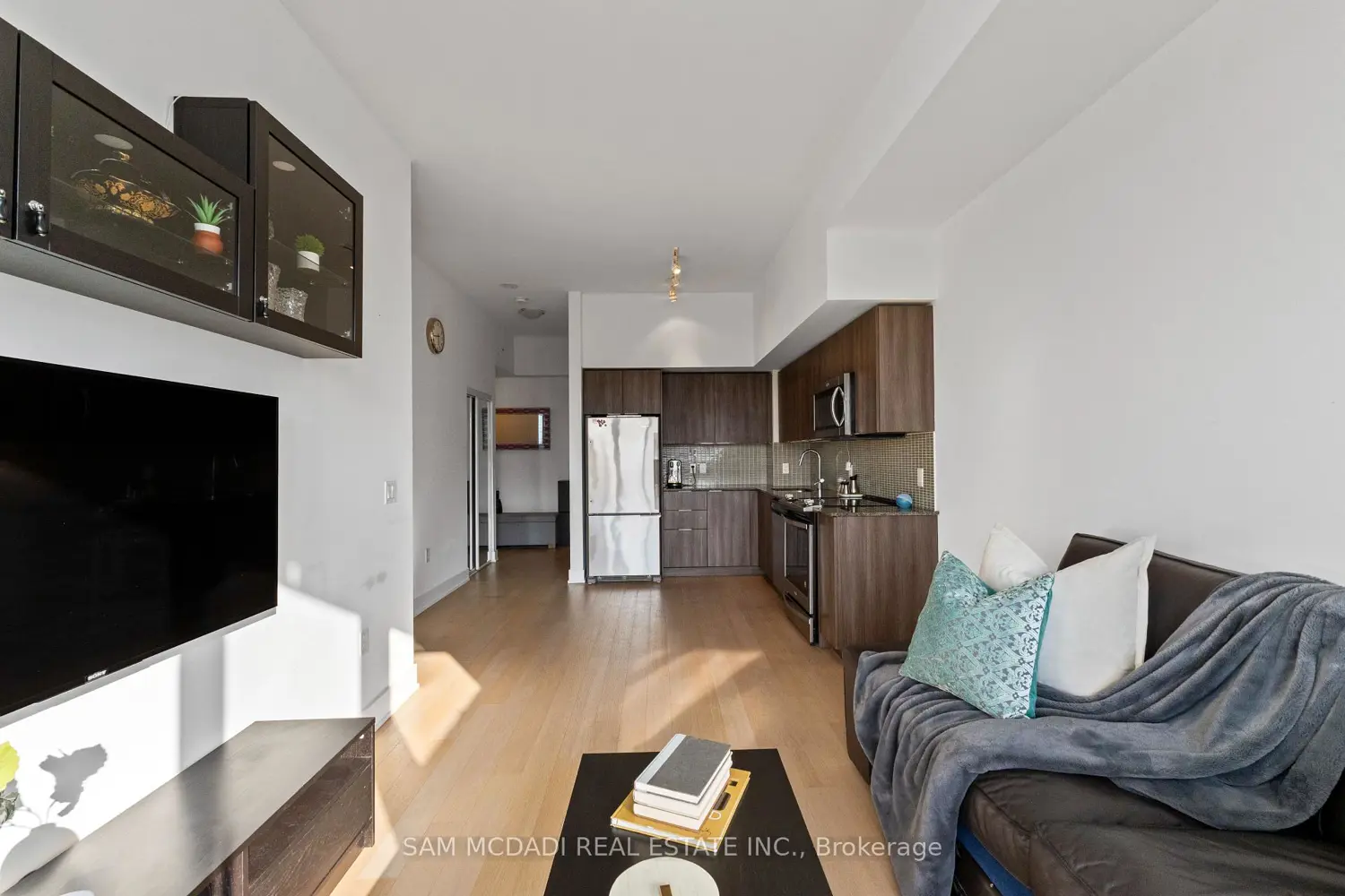 Additional image 4 of 30 Shore Breeze Drive 1012