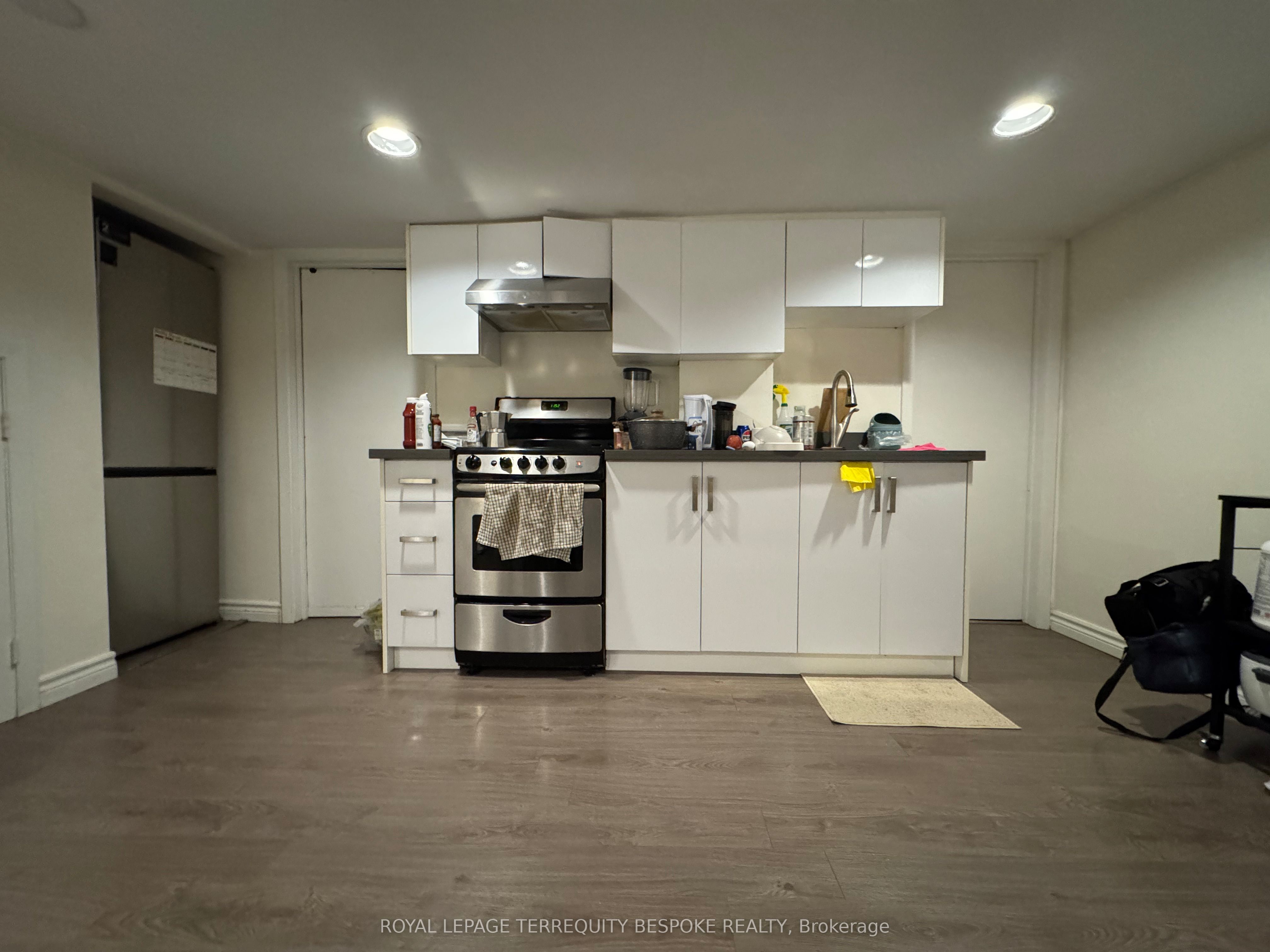Additional image 2 of #1 lower-279 Lauder Avenue, Toronto, ON, M6E 3H5