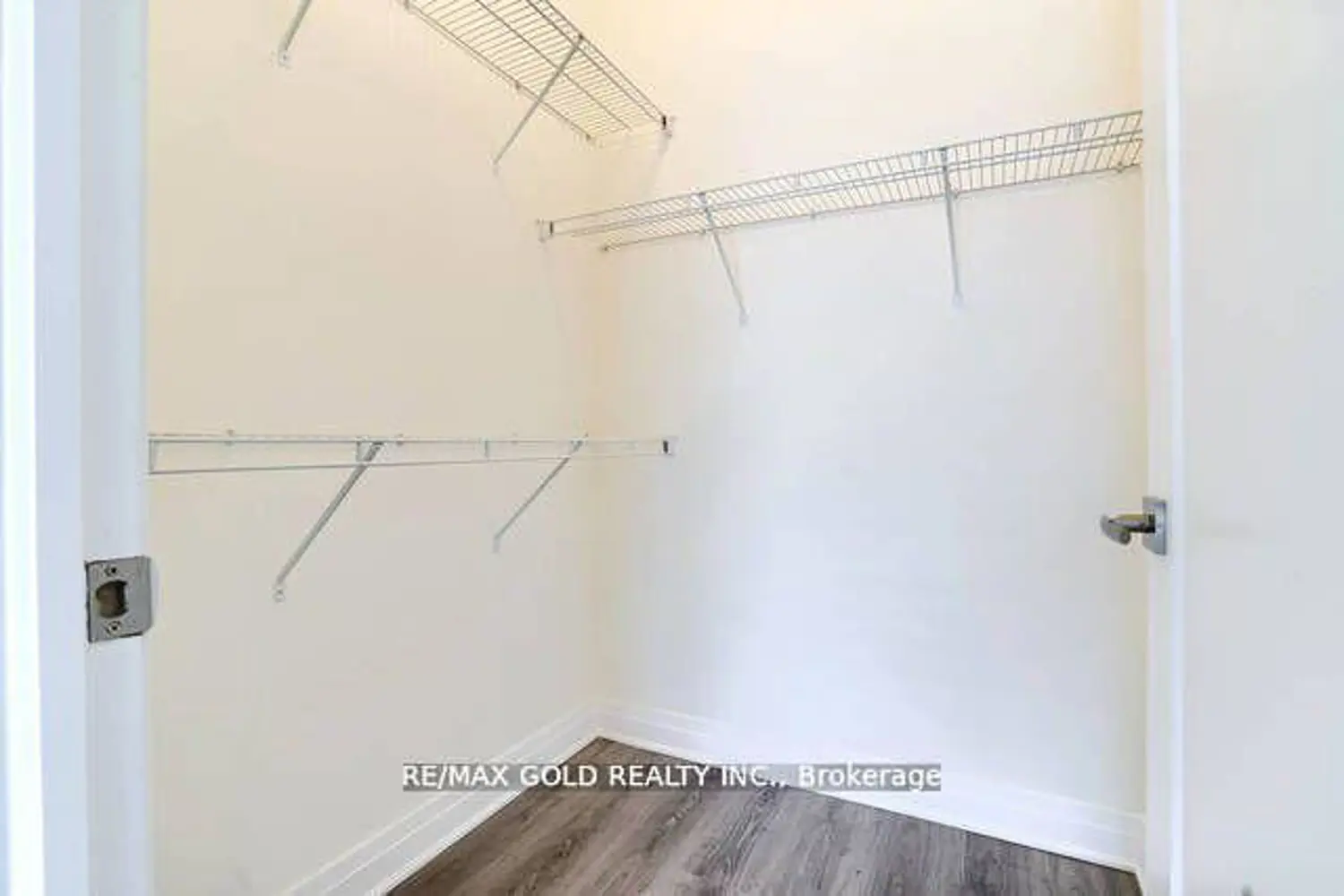 Additional image 10 of 128 Grovewood Common 607