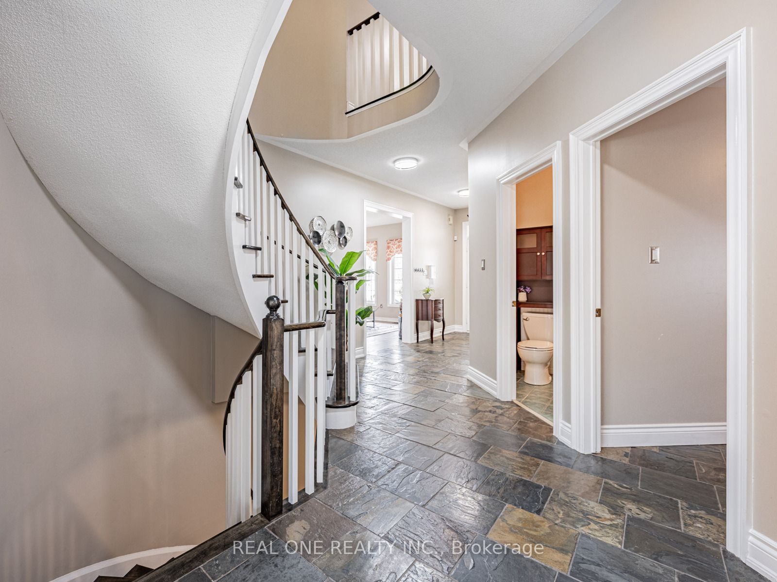 Additional image 4 of 51 Hanson Crescent, Whitby, ON, L1M 2K9