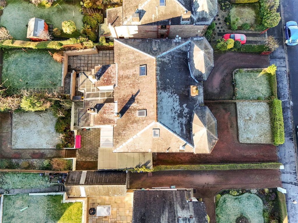 Additional image 30 of 5 bed semi-detached house for saleNewton Street, Greenock, Inverclyde PA16