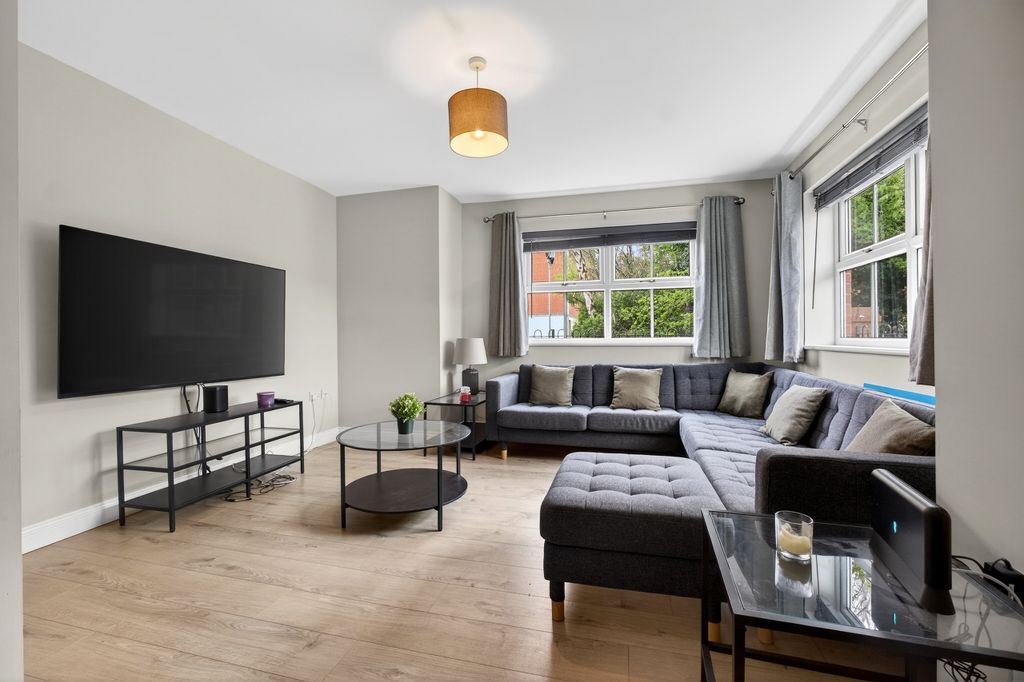 2 bed flat for saleWhitecross, Hereford HR4
