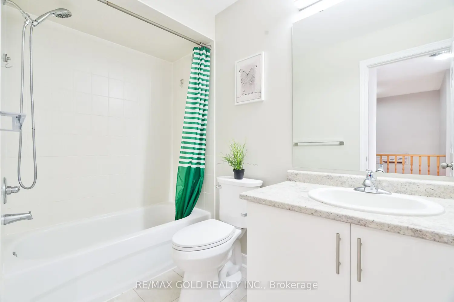 Additional image 4 of 56 Snelgrove Crescent