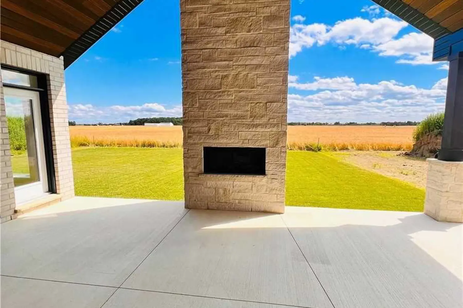 Additional image 17 of 3761 Queen Street