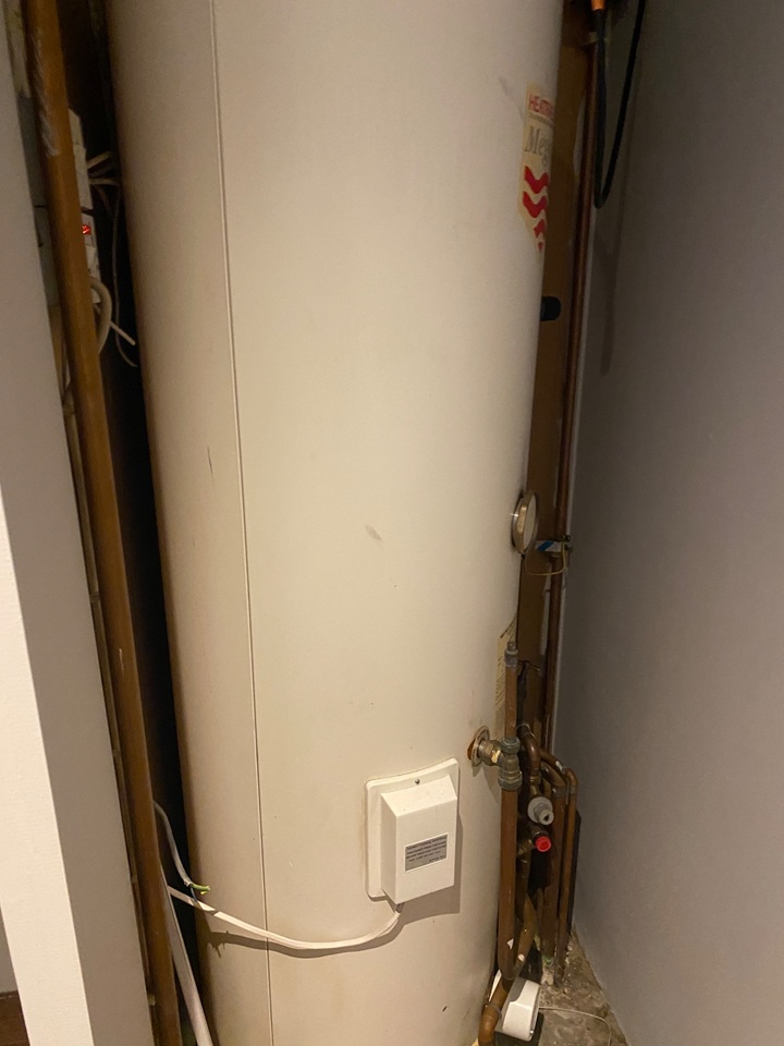 Additional image 15 of Room in a Shared House, Coral Row, SW11, N1 7GU