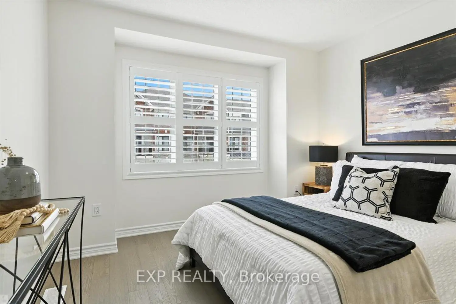 Additional image 13 of 3303 Thunderbird Promenade