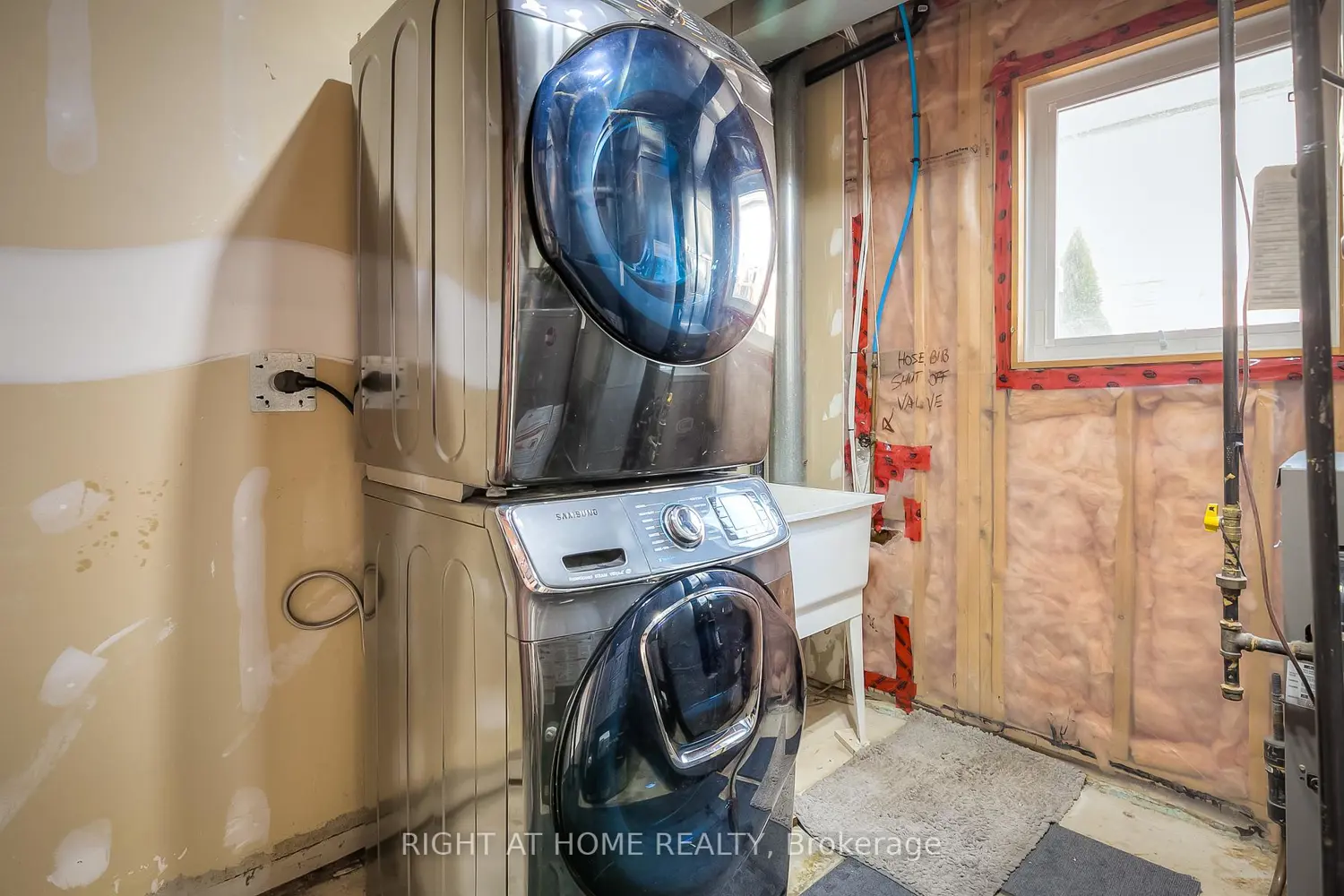 Additional image 11 of 3086 Highbourne Crescent