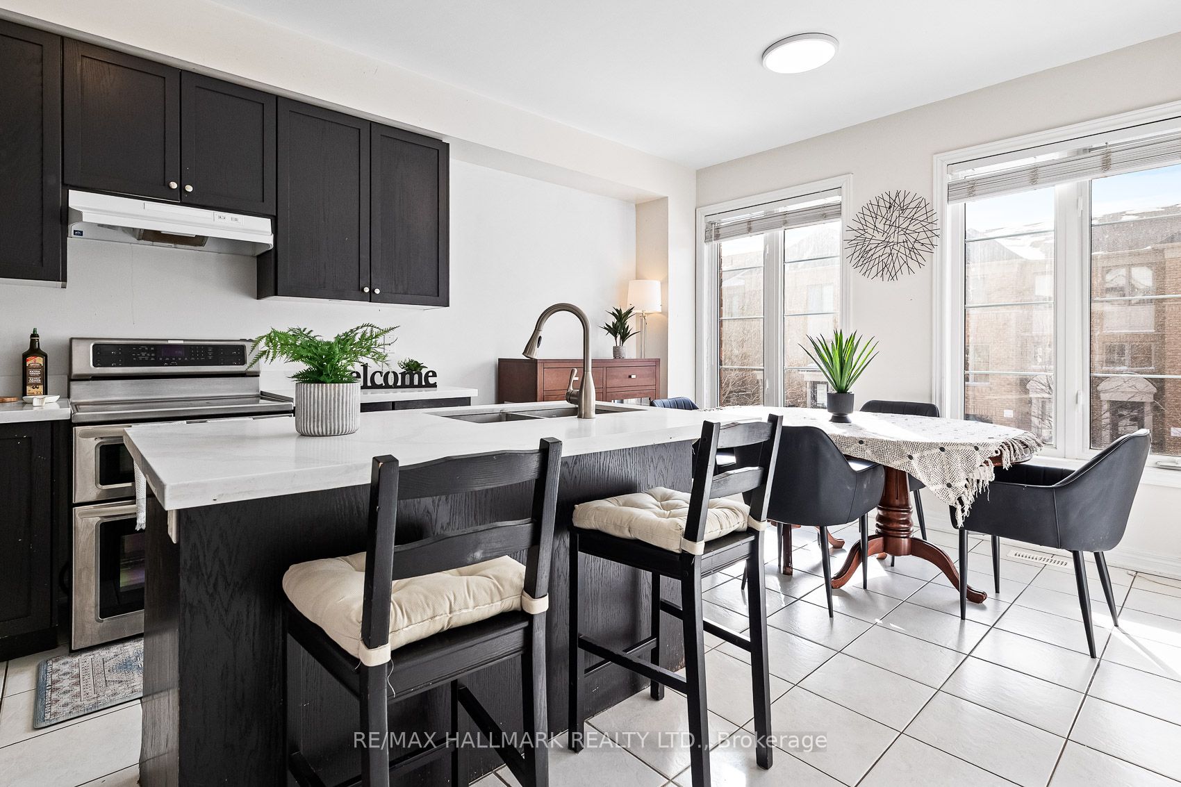 60 Belanger Crescent, Toronto, ON, M1L 0H3