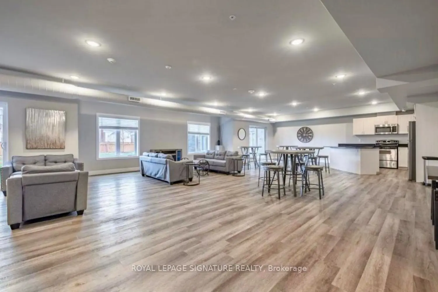 Additional image 15 of 501 Frontenac Street 218