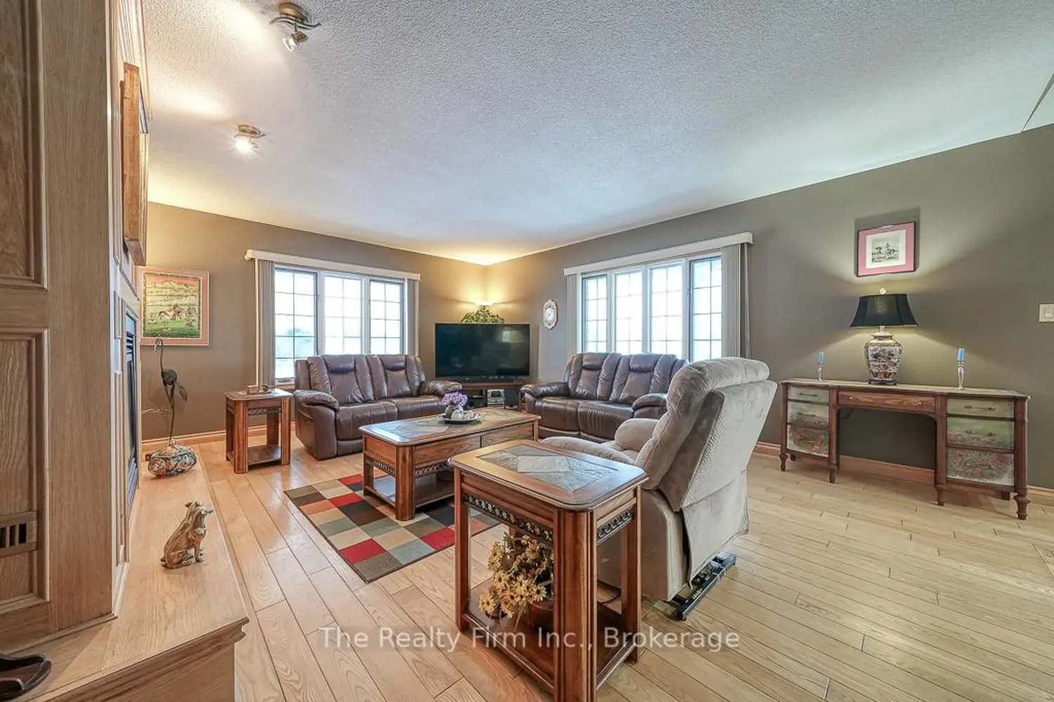 Additional image 4 of 716173 18Th Line