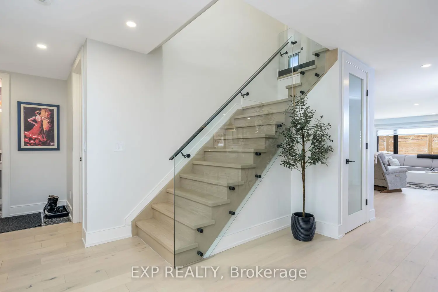 Additional image 8 of 1279 Winterbourne Drive