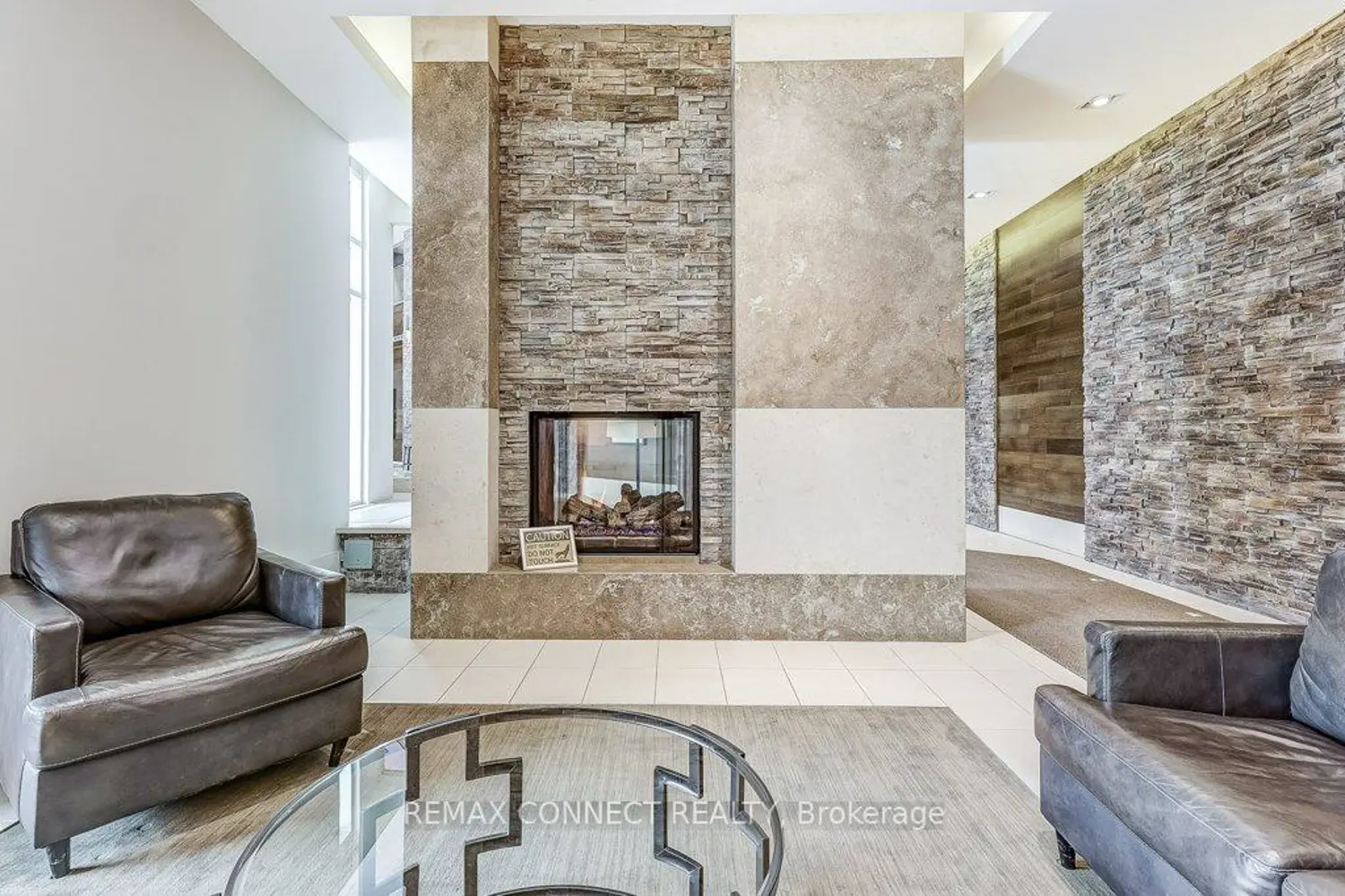 Additional image 20 of 1235 Bayly Street 905