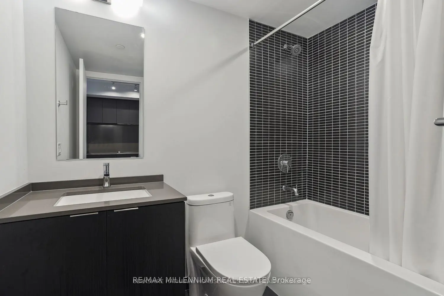 Additional image 15 of 1 Jarvis Street 329