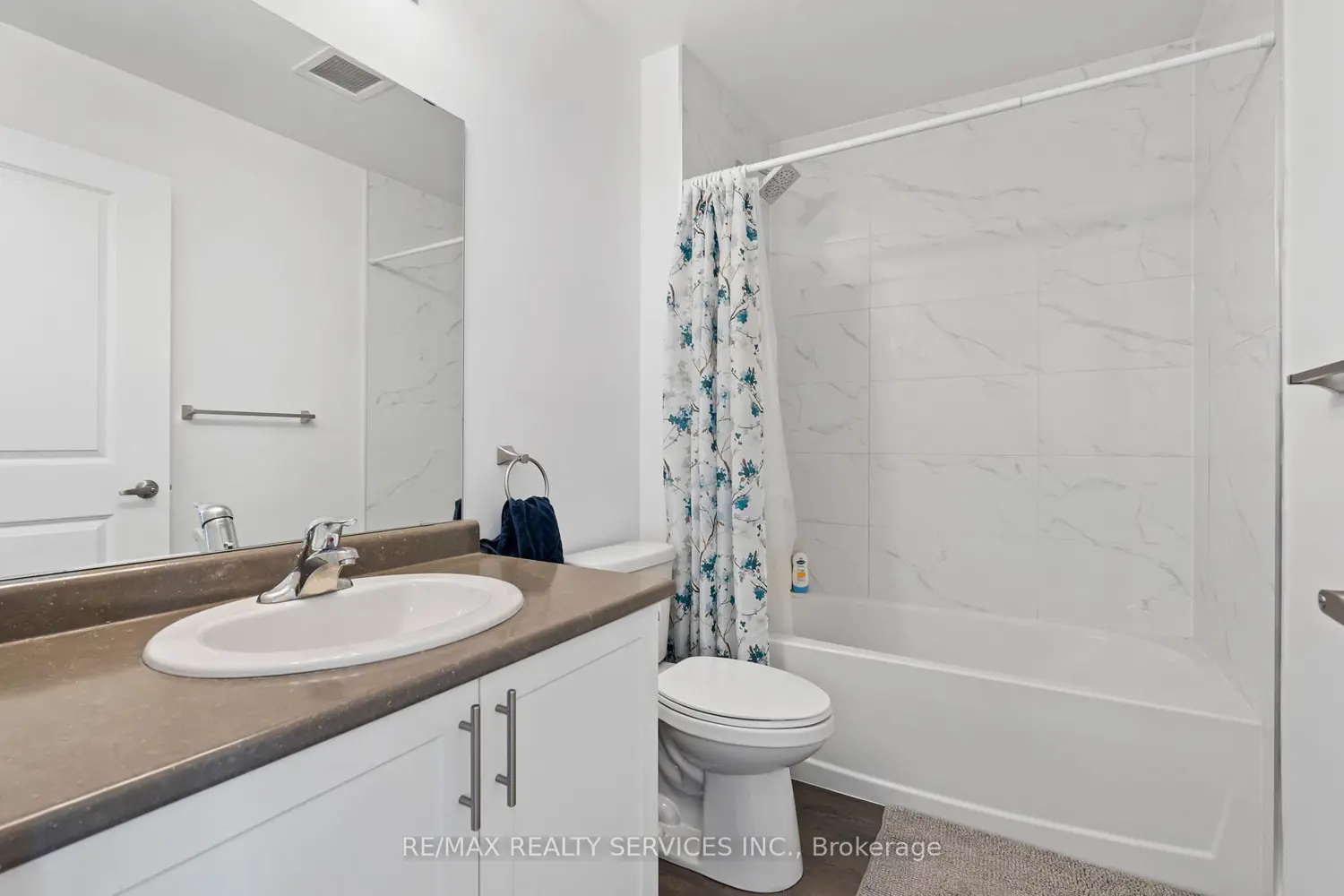 Additional image 7 of 5055 Greenlane Road 222